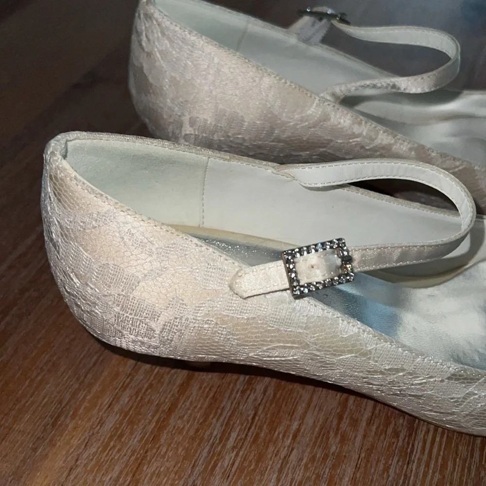 Elegant Park Ivory Lace Bridal Shoes Low Heel Wedding Shoes Womens Size 7